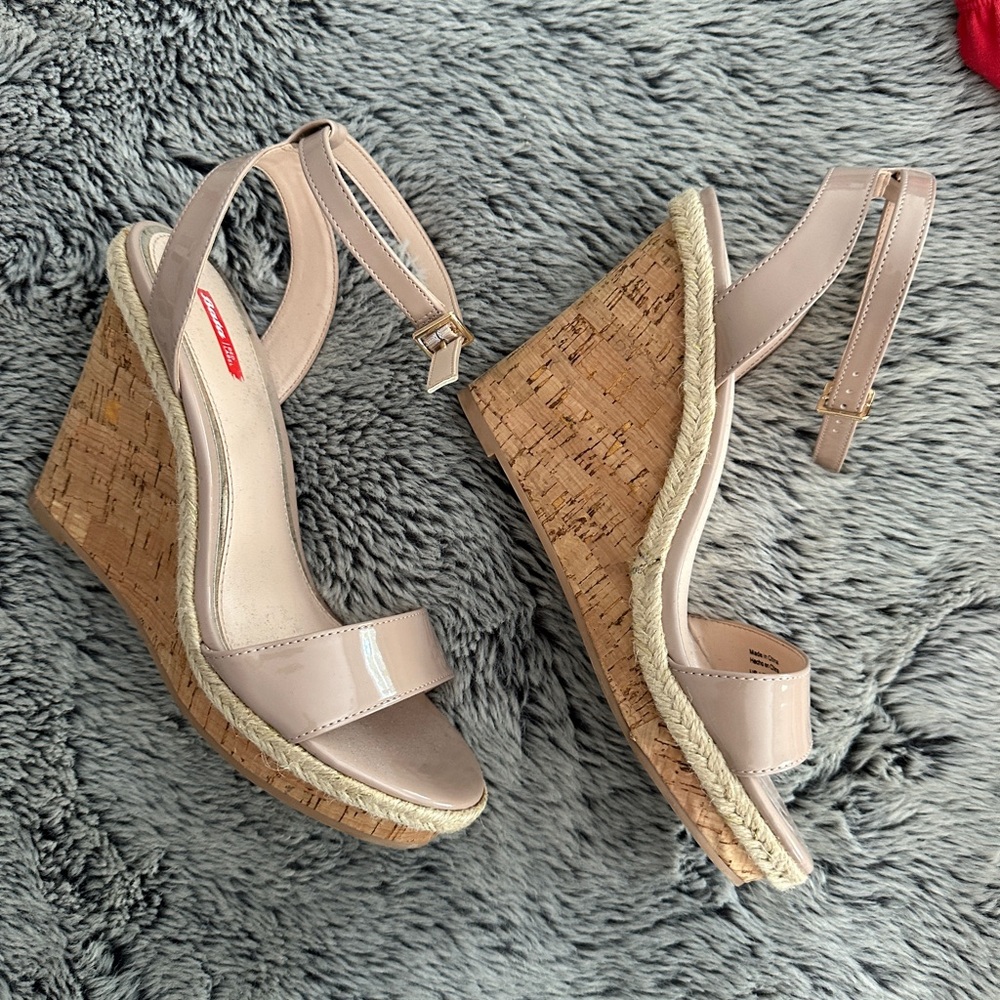 Hide Wedge Heels